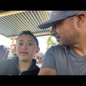 Meet your Posher, Carlos